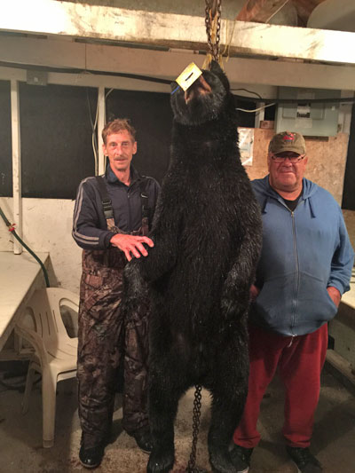 bear hunt, bear hunts, canada bear hunts, canada bear hunting, canada bear hunting guides